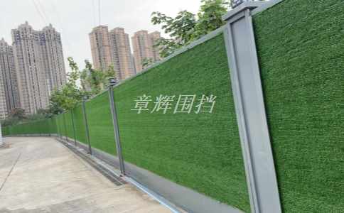 如何選擇合適的清洗劑來清潔金屬圍擋？（金屬圍擋清洗劑選購指南）
