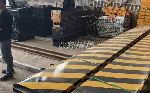 pvc圍擋在農(nóng)業(yè)領(lǐng)域中的應(yīng)用前景如何？（展望pvc圍擋在農(nóng)業(yè)領(lǐng)域的未來(lái)應(yīng)用趨勢(shì)）
